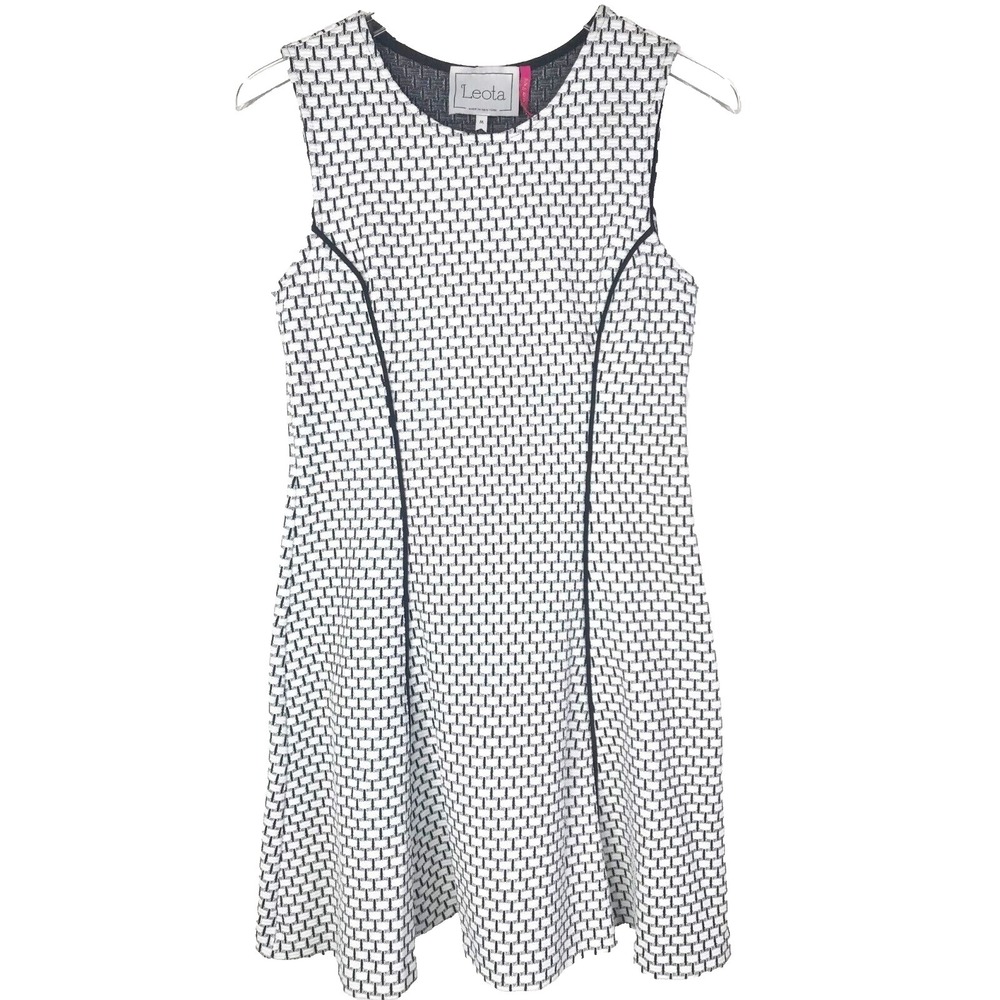 Leota Dress Womens Medium Black White Geometric Fit Flare Skater Artsy Retro